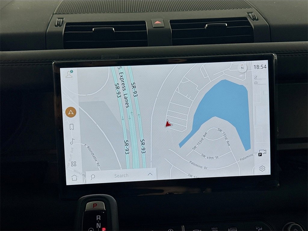 New 2025 Land Rover Defender 110 V8 image 13