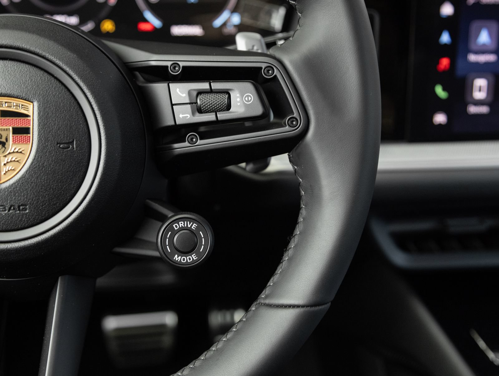 New 2026 Porsche Cayenne S AWD/4WD image 16
