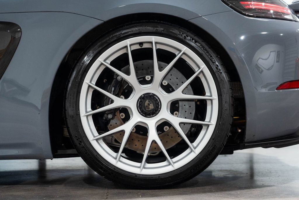 Used 2024 Porsche 718 Cayman GT4 RS RWD image 85