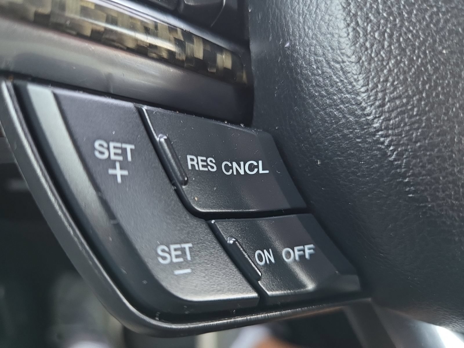 Used 2016 Ford Mustang Coupe RWD image 24