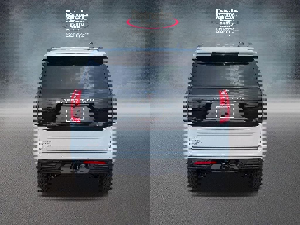 New 2026 Ford Expedition Active image 6