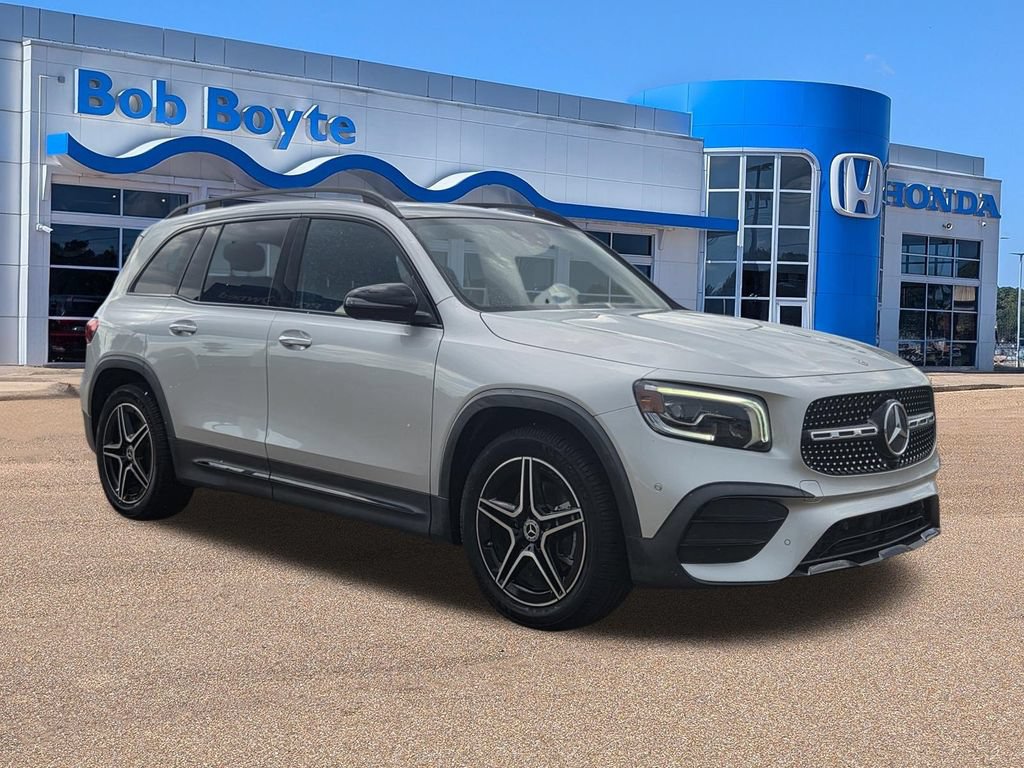 Used 2020 Mercedes-Benz GLB 250 image 3