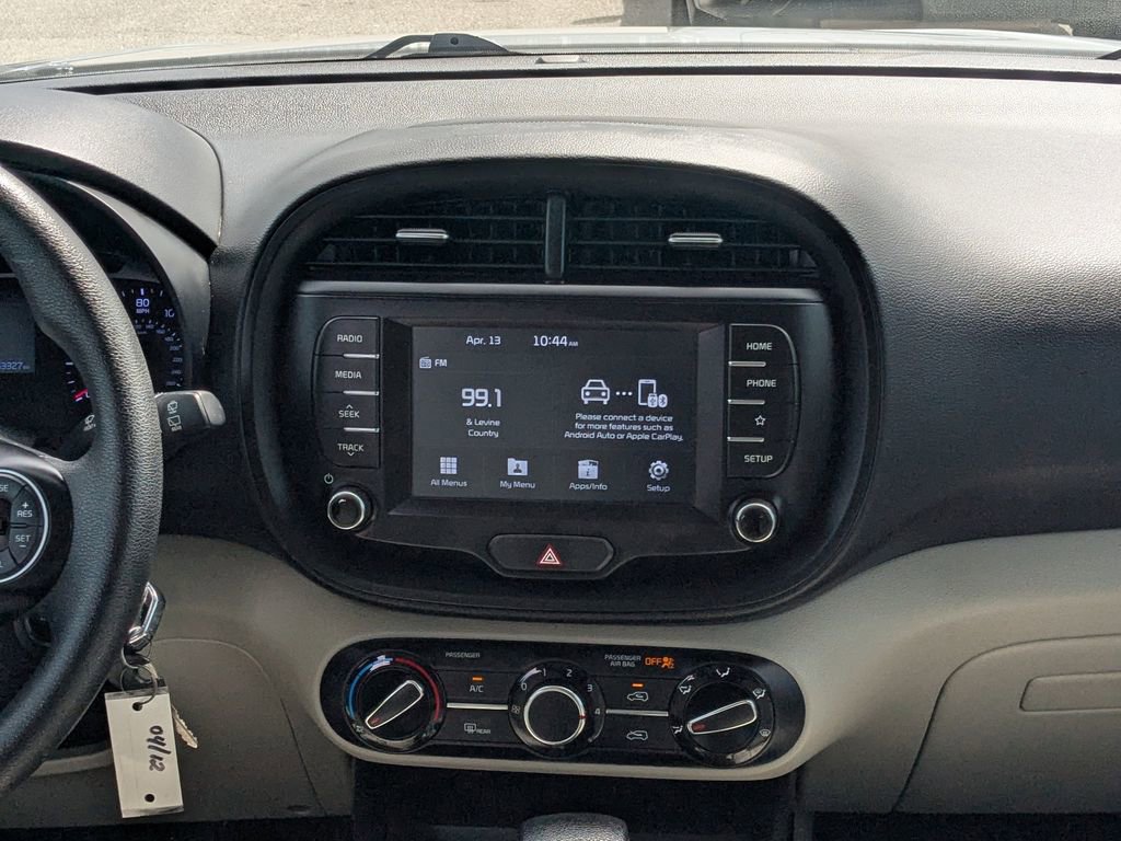 Used 2020 Kia Soul LX FWD image 15