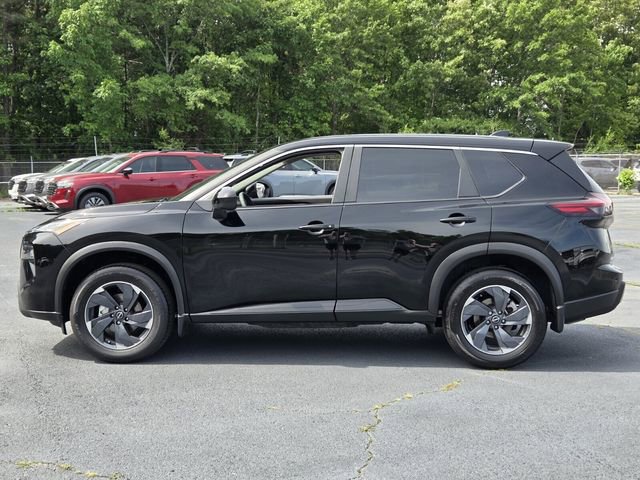 Used 2026 Nissan Rogue SV w/ Cold Weather Package FWD image 2