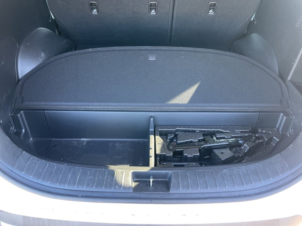 Used 2020 Hyundai Santa Fe SE image 14