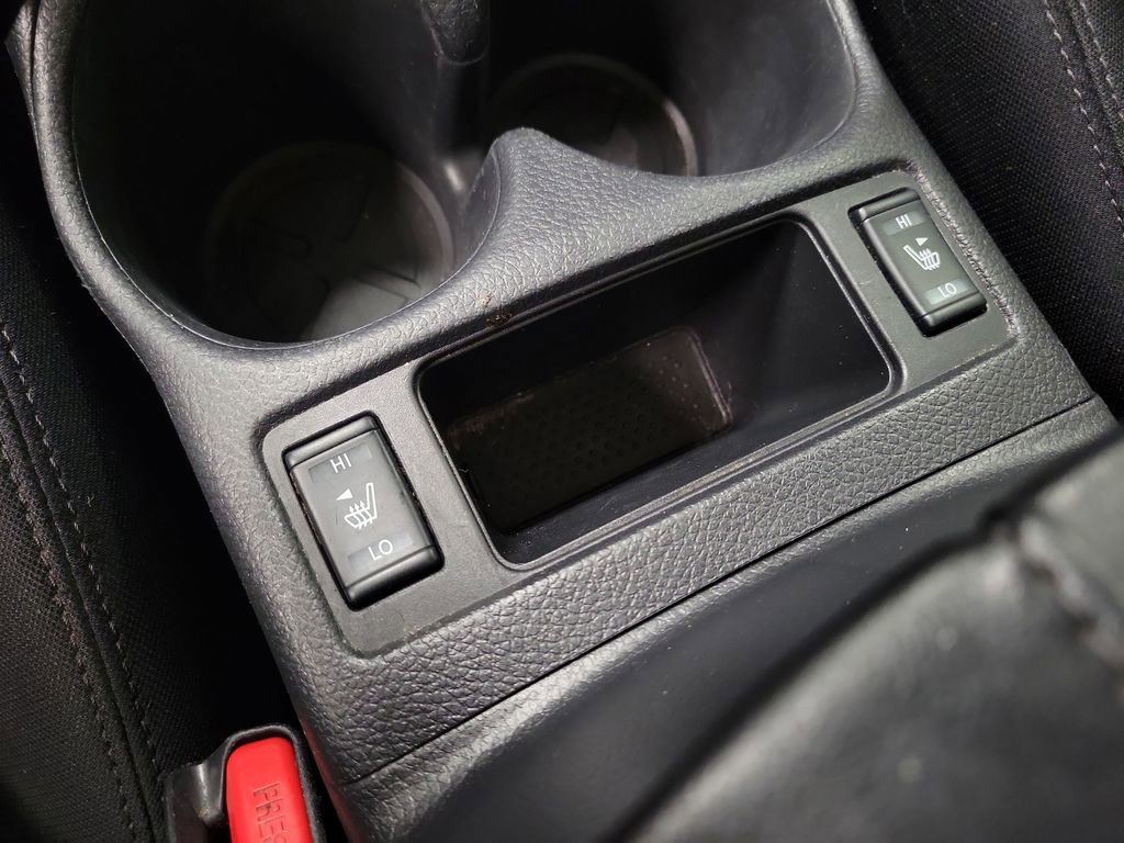 Used 2020 Nissan Rogue SV image 17