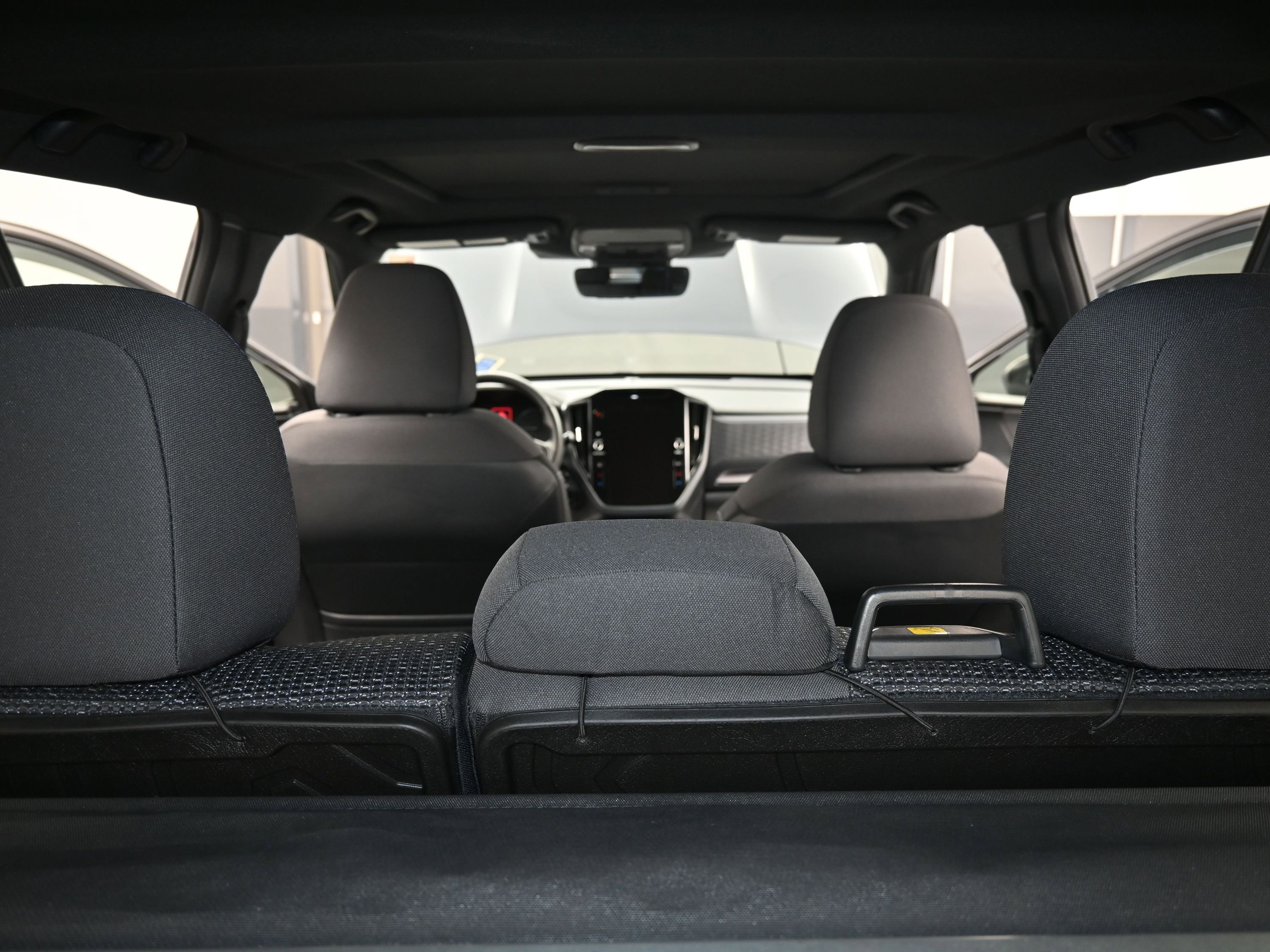 Used 2025 Subaru Forester Premium image 36