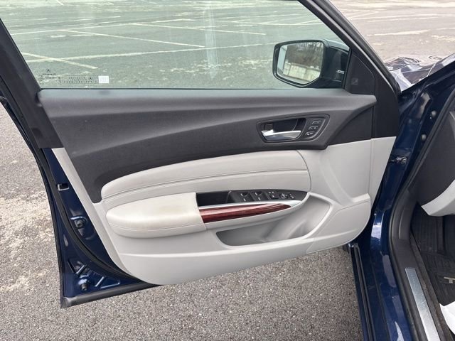 Used 2015 Acura TLX V6 w/ Technology Package image 38