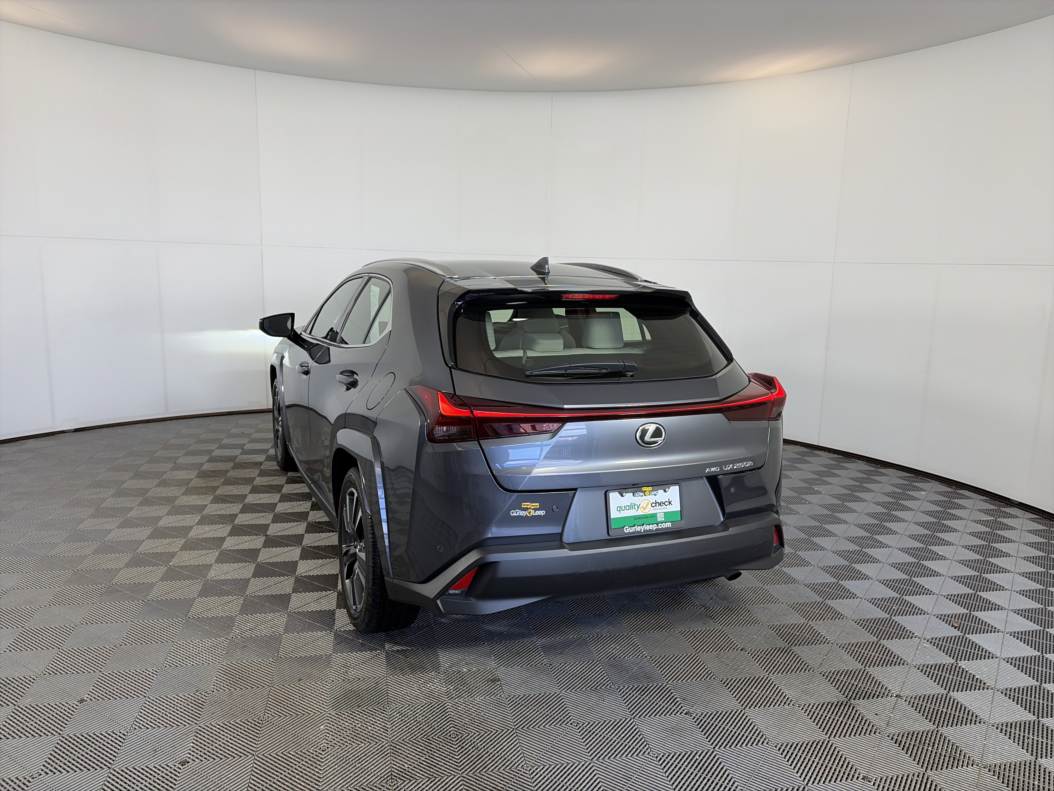 Used 2024 Lexus UX 250h AWD w/ Premium Package image 8