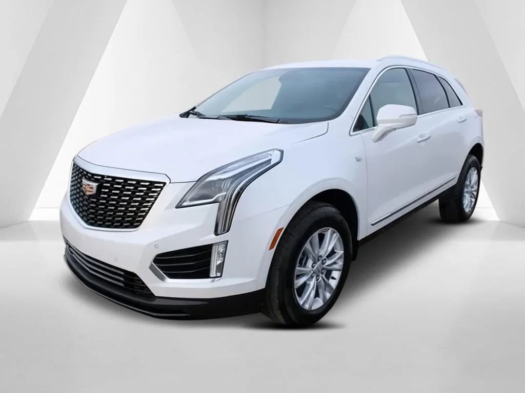Used 2025 Cadillac XT5 Luxury image 3