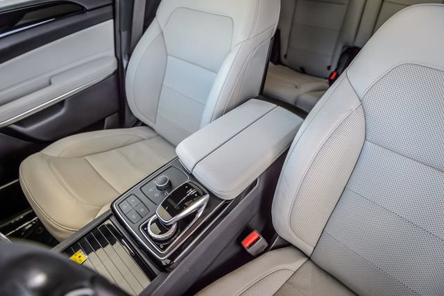 Used 2018 Mercedes-Benz GLS 550 4MATIC image 38