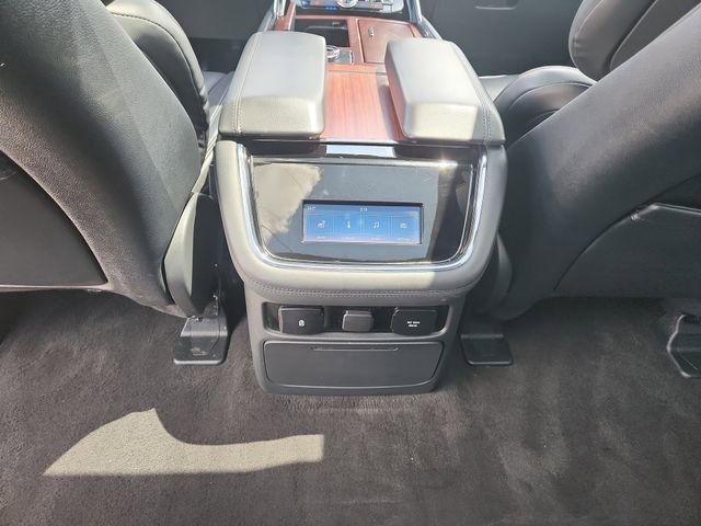 Used 2022 Lincoln Navigator L Reserve image 13