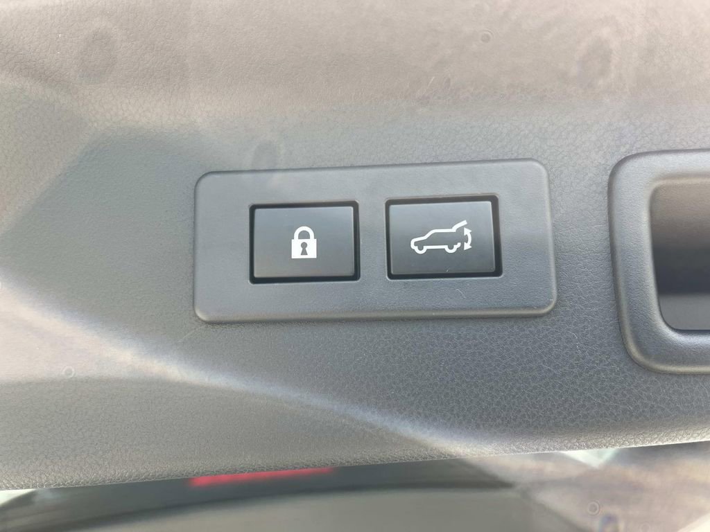 Certified 2025 Subaru Forester Limited w/ Popular Package #1 AWD/4WD image 22