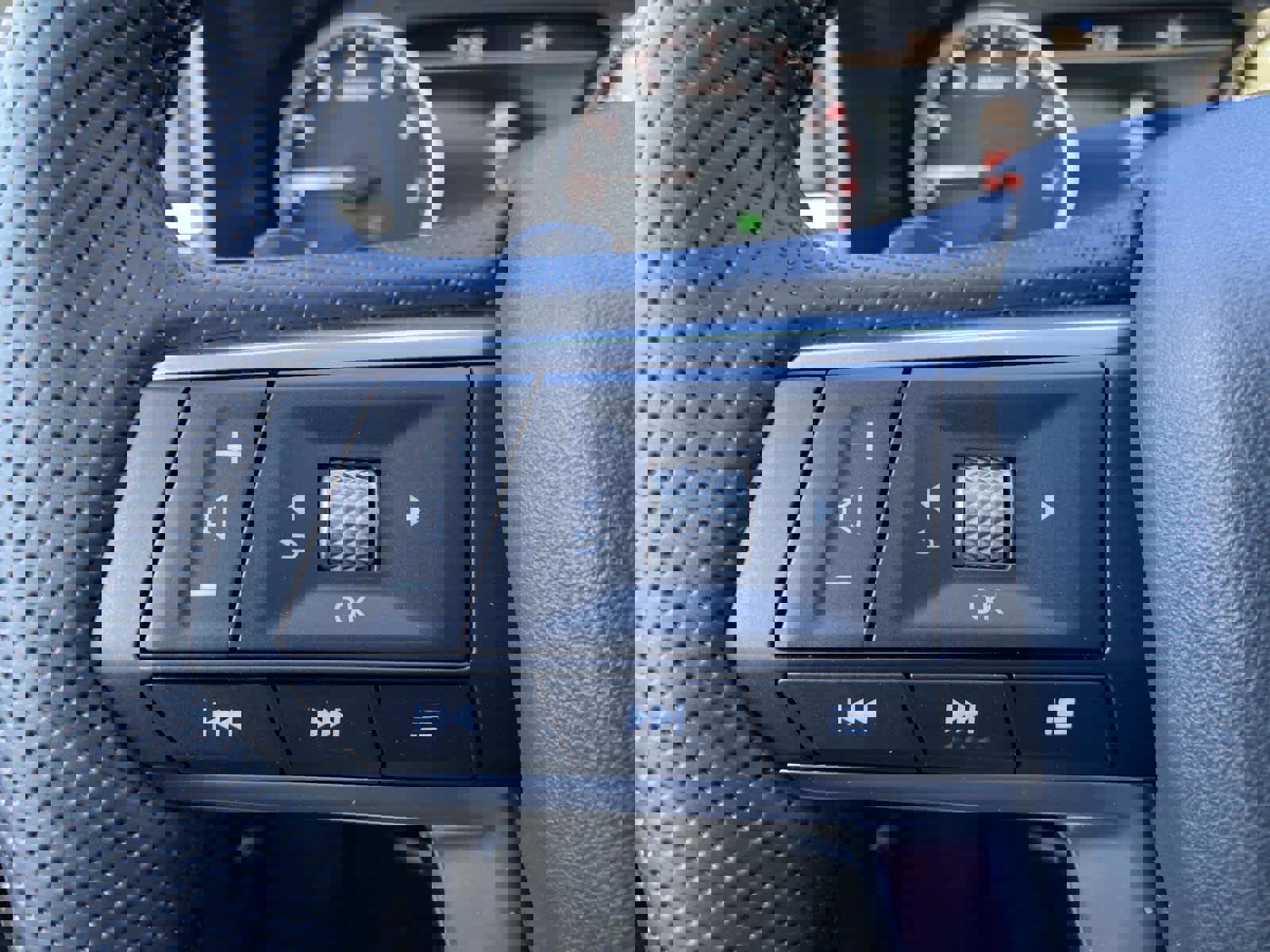 New 2026 Mitsubishi Outlander AWD image 17