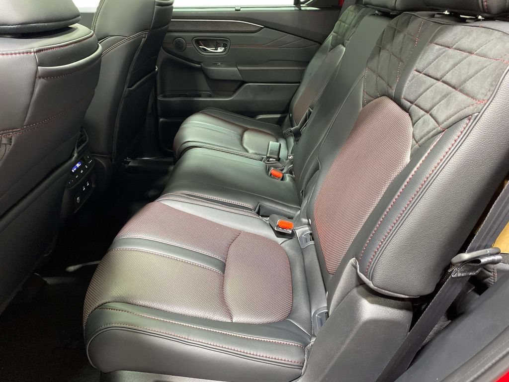 New 2026 Honda Pilot Black Edition image 11