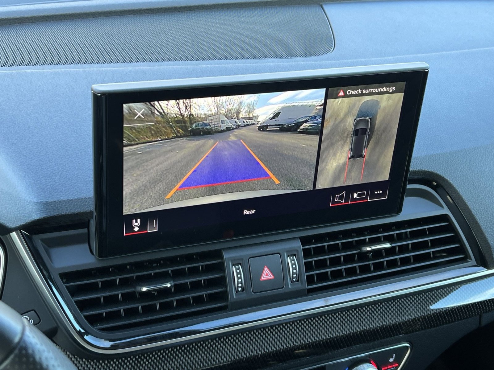 Used 2023 Audi SQ5 Premium Plus w/ Premium Plus Package image 17