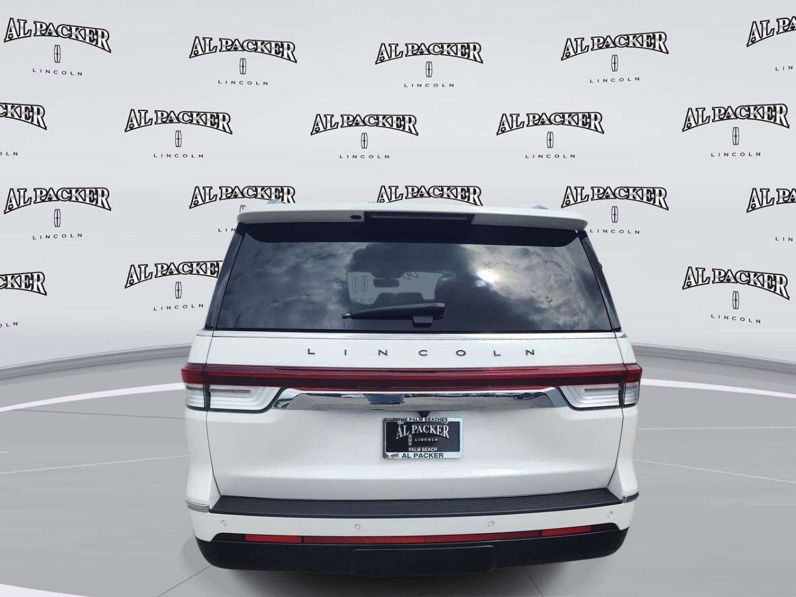 Used 2023 Lincoln Navigator Black Label image 4
