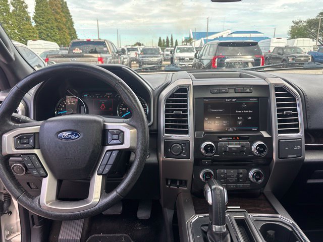 Used 2015 Ford F150 Platinum w/ Equipment Group 701A Luxury AWD/4WD image 11
