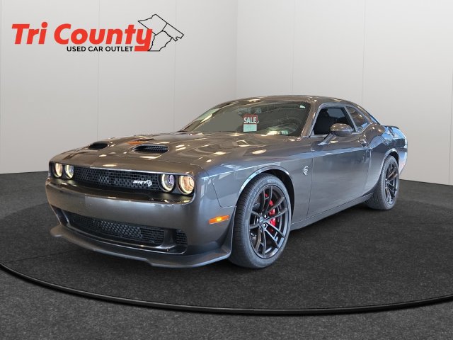 Used 2023 Dodge Challenger SRT Hellcat RWD image 3