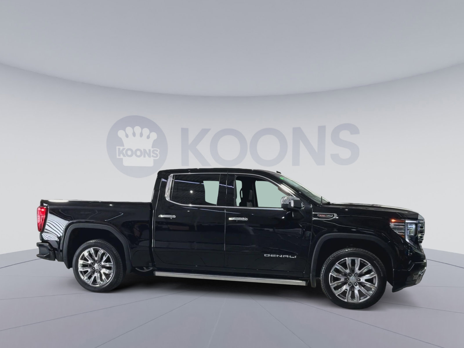 Used 2023 GMC Sierra 1500 Denali w/ Denali Reserve Package image 4