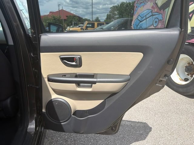 Used 2011 Kia Soul ! FWD image 24