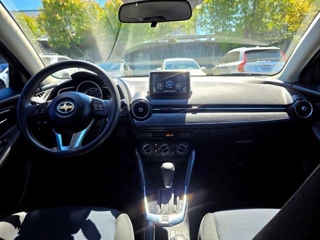 Used 2016 Scion iA FWD image 10