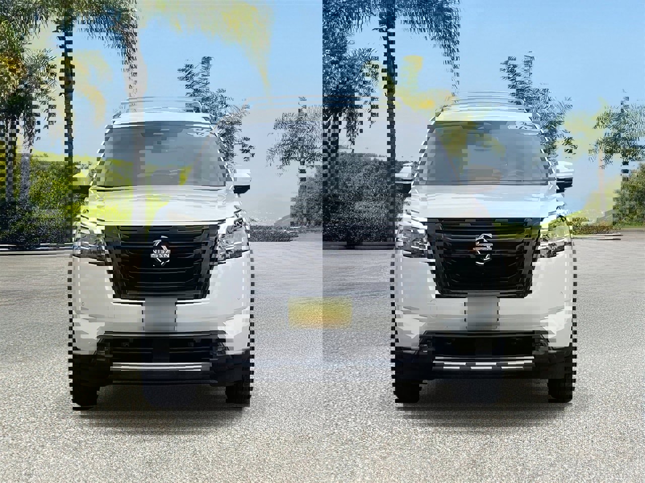 Used 2022 Nissan Pathfinder SL w/ Lighting Package (N92) image 6