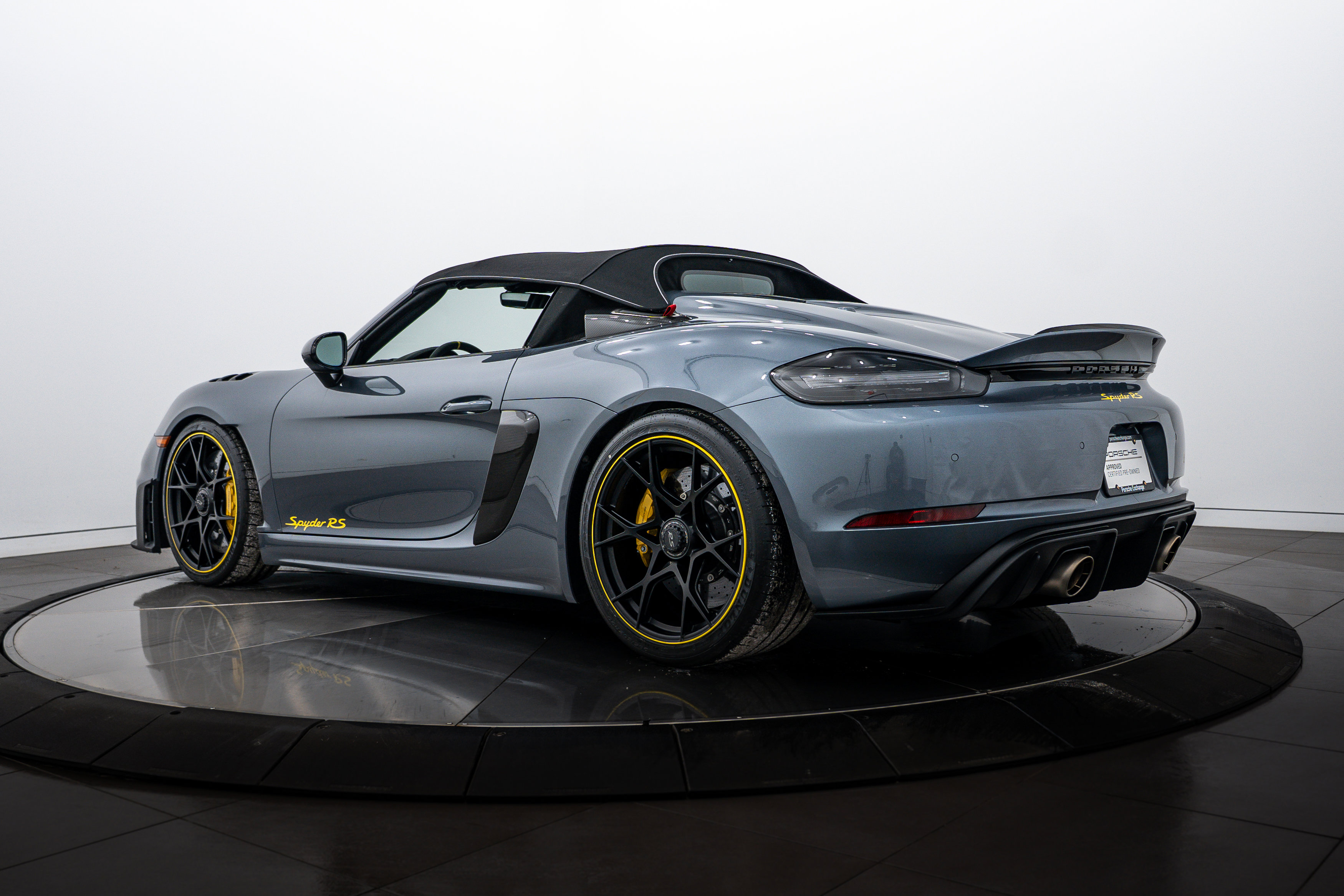Certified 2025 Porsche 718 Boxster Spyder RS image 23