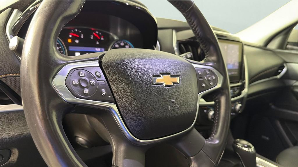 Used 2020 Chevrolet Traverse Premier FWD image 23
