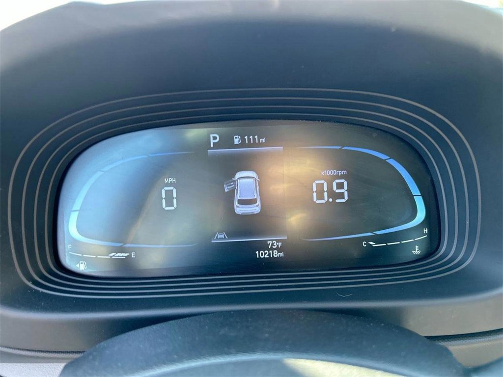 Certified 2024 Hyundai Venue SEL image 32