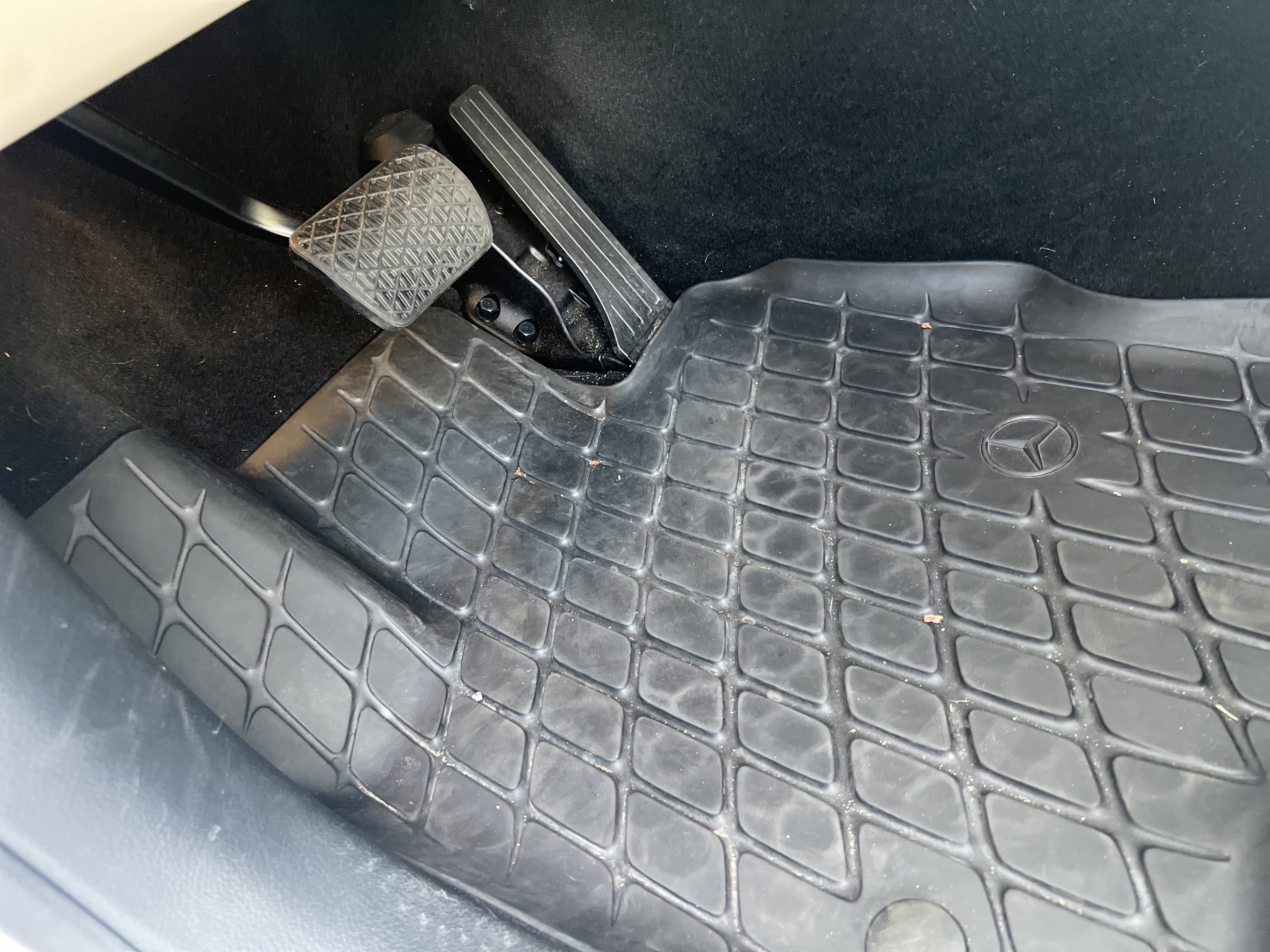 Used 2025 Mercedes-Benz GLE 450e 4MATIC image 17