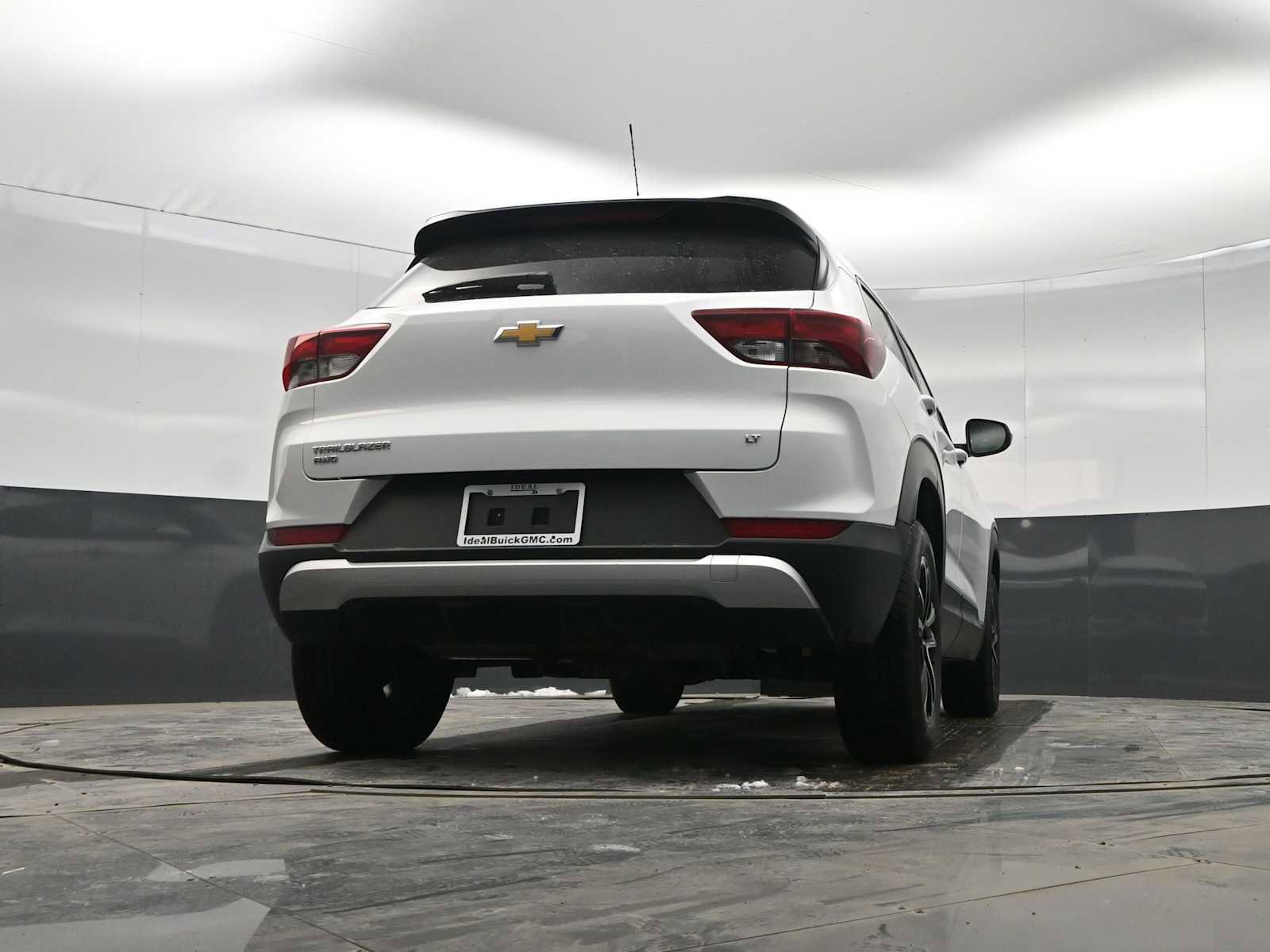 Used 2025 Chevrolet TrailBlazer LT image 32