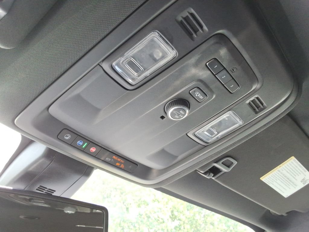 Certified 2021 Chevrolet Tahoe Z71 AWD/4WD image 36
