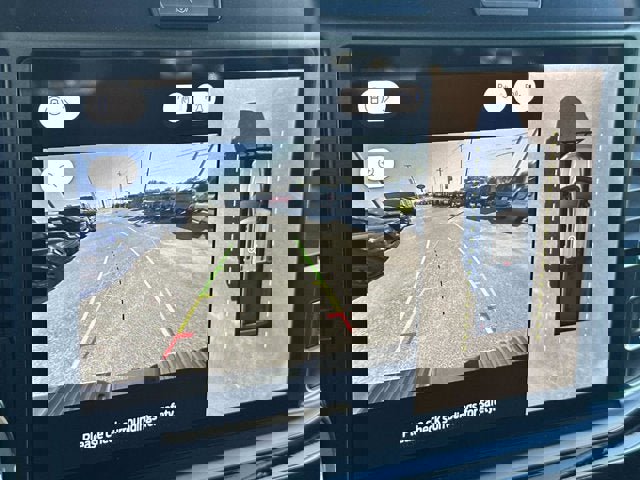 New 2026 Ford F250 Lariat w/ Black Appearance Package image 29