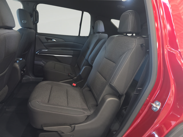 New 2026 Chevrolet Traverse LT w/ Midnight/Sport Edition AWD/4WD image 25