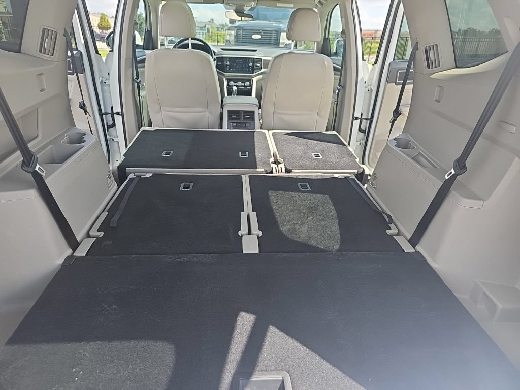 Used 2018 Volkswagen Atlas SEL FWD image 24