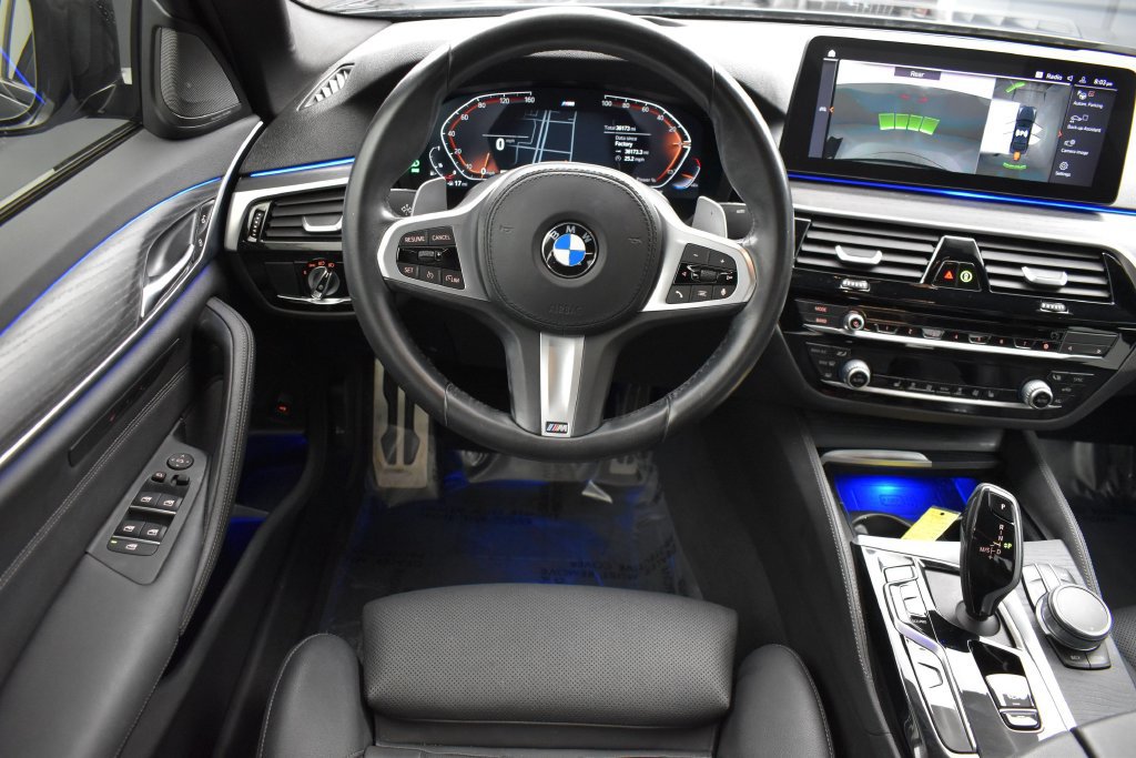 Used 2021 BMW 540i w/ M Sport Package RWD image 16