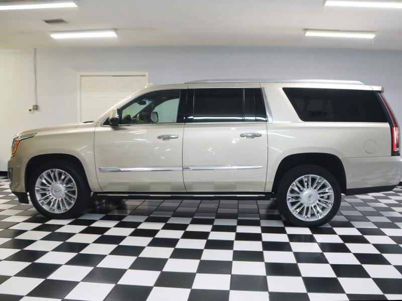 Used 2017 Cadillac Escalade ESV Platinum image 6