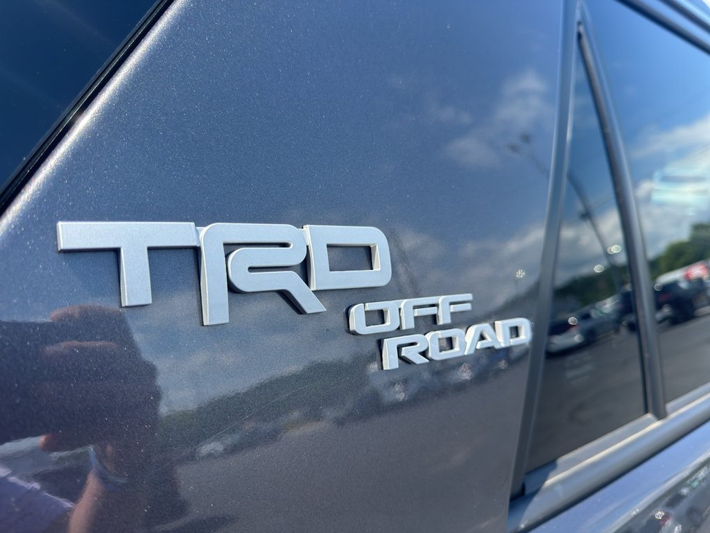 Used 2023 Toyota 4Runner TRD Off-Road Premium w/ Off Road Premium Plus Package AWD/4WD image 6