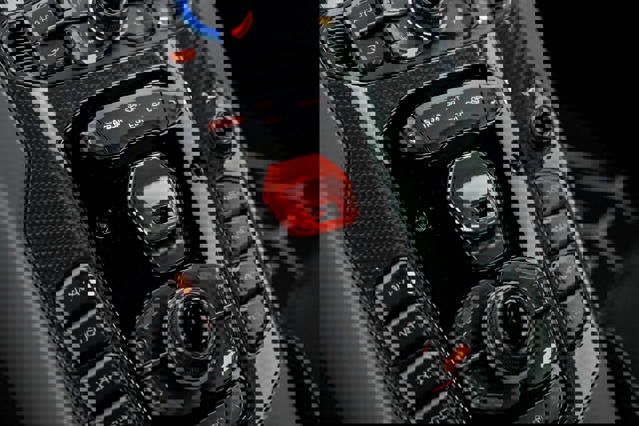 Used 2019 Lamborghini Aventador SVJ image 44