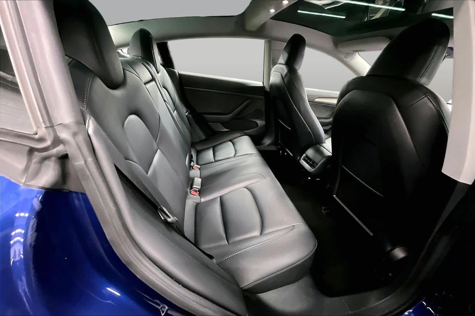 Used 2023 Tesla Model 3 Standard Range RWD image 19