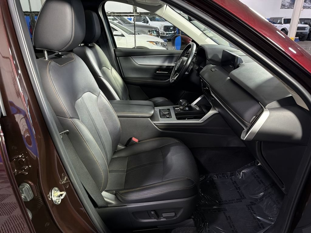 Used 2024 MAZDA CX-90 3.3 Turbo w/ Premium Package AWD/4WD image 22