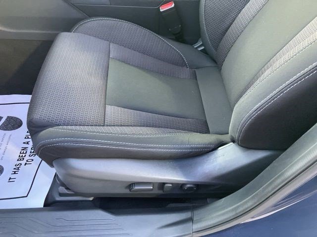 Used 2025 Subaru Outback Premium AWD/4WD image 13