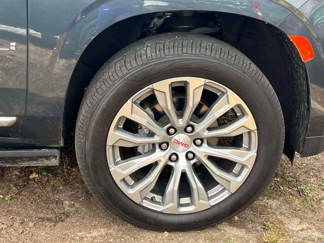 Used 2021 GMC Yukon XL Denali w/ Denali Ultimate Package image 9