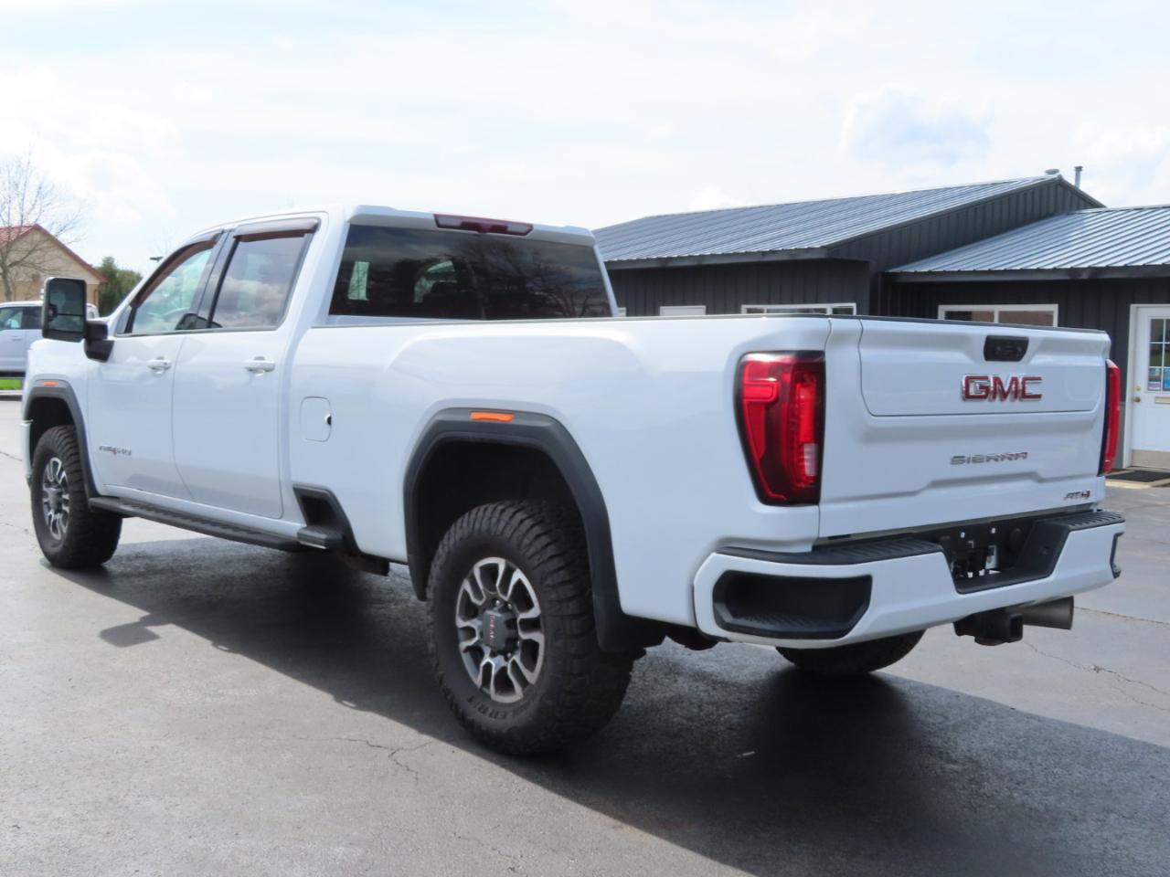 Used 2022 GMC Sierra 2500 AT4 w/ Gooseneck/5TH Wheel Package AWD/4WD image 4