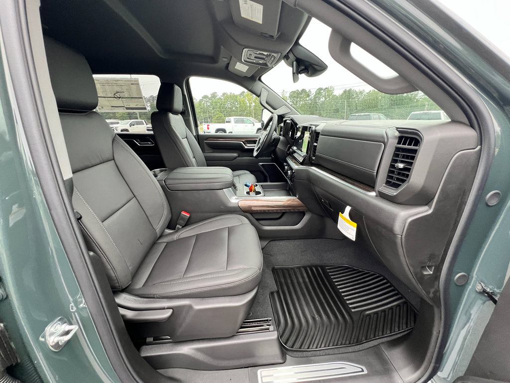 New 2026 Chevrolet Silverado 2500 LT w/ Trail Boss Package image 9