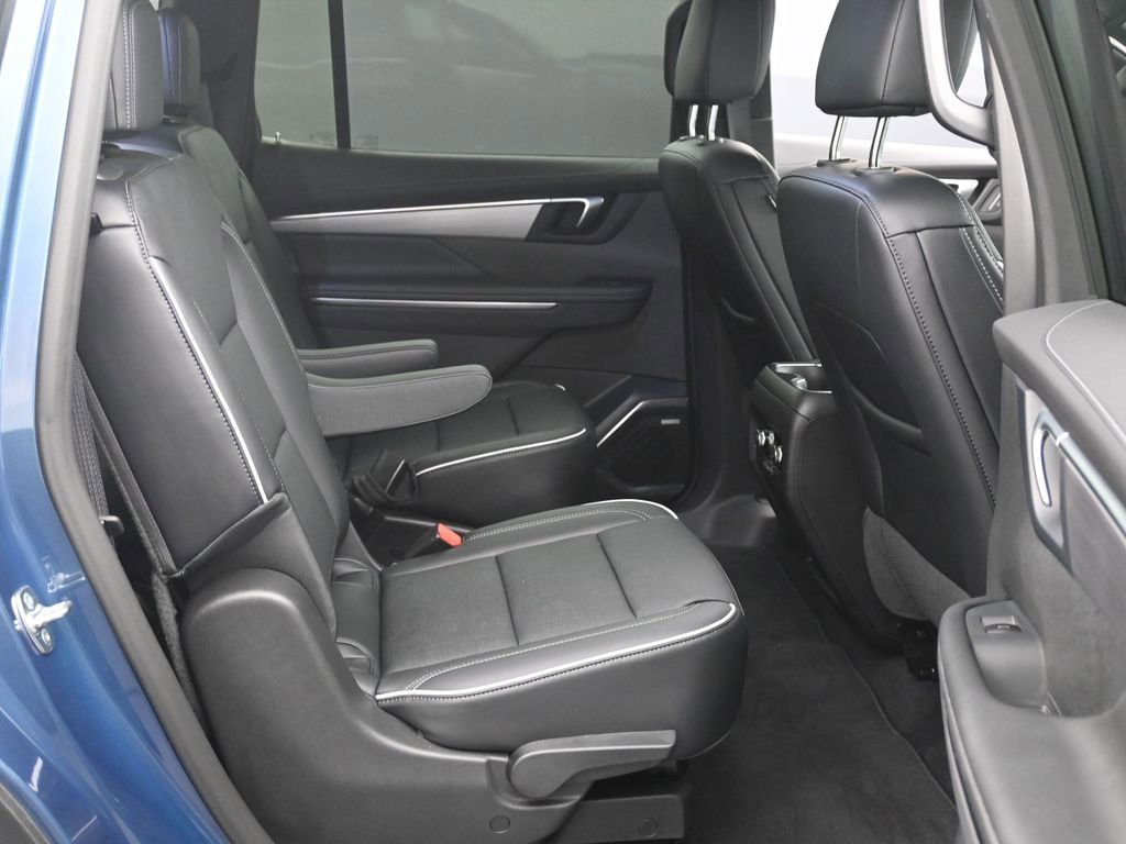 Used 2026 Buick Enclave Preferred image 12