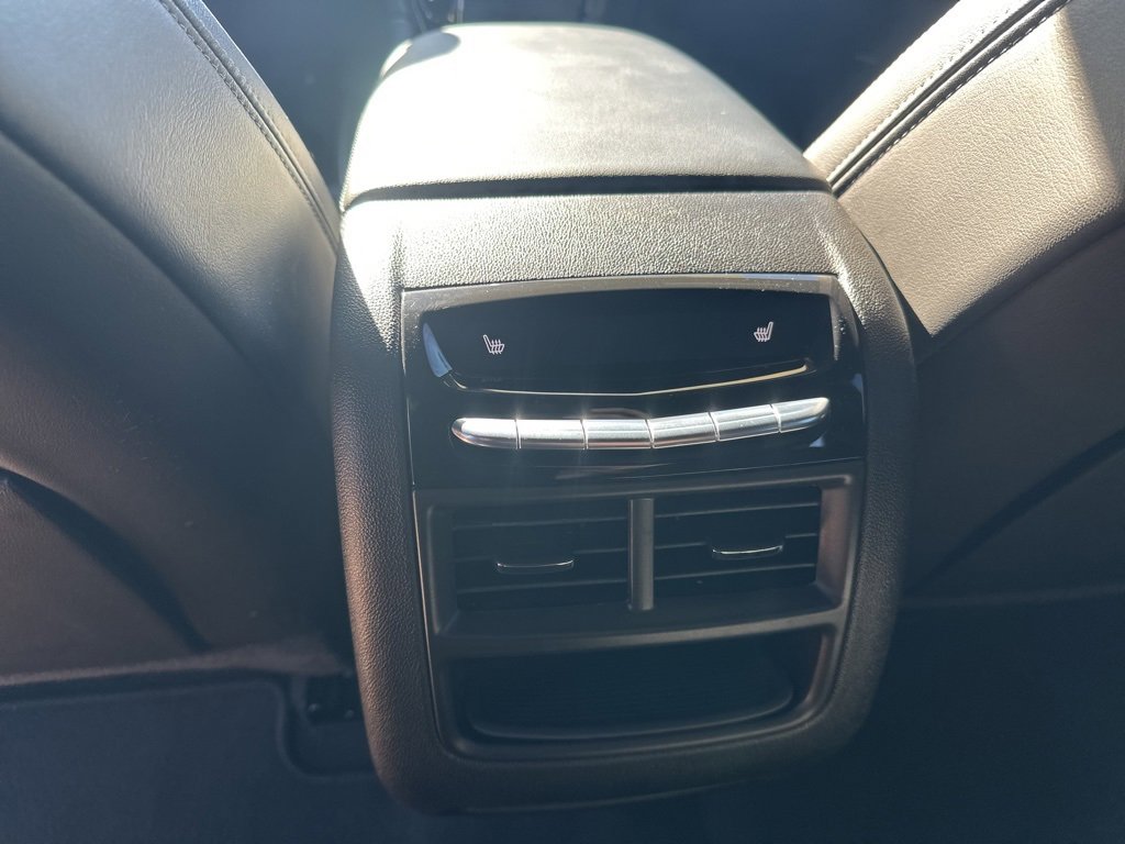 Certified 2025 Cadillac XT5 Sportv image 37