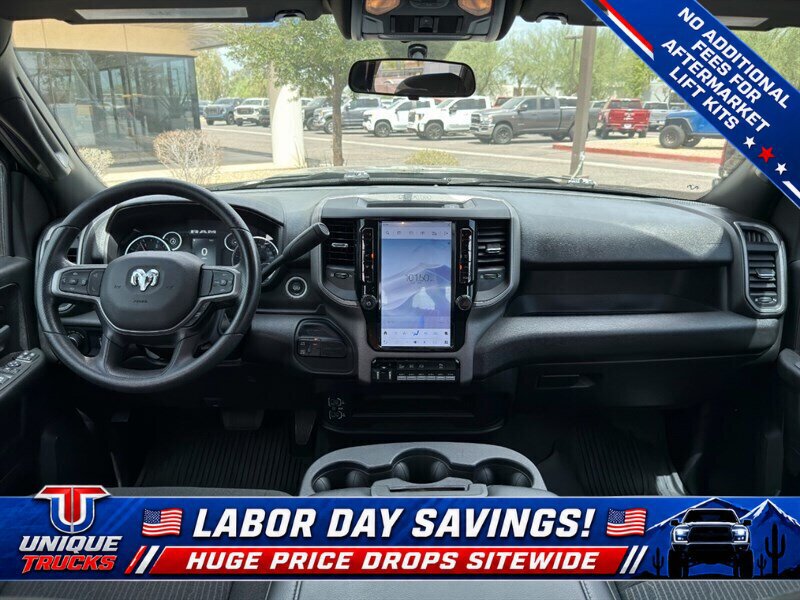 Used 2024 RAM 3500 Tradesman w/ Chrome Appearance Group AWD/4WD image 33