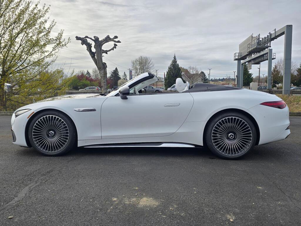 New 2026 Mercedes-Benz Maybach SL 680 image 5